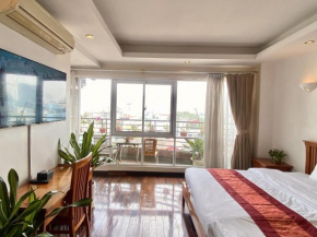 HTC Home Kham Thien